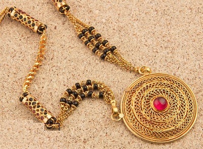 Circular Pendant With Stylish Chain Mangalsutra Design