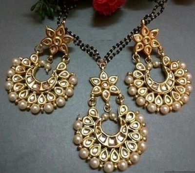 Chandbali style of Mangalsutra pattern with earrings