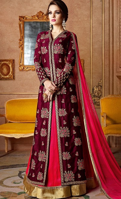 Long centre slit Kurta with Gold border lehenga