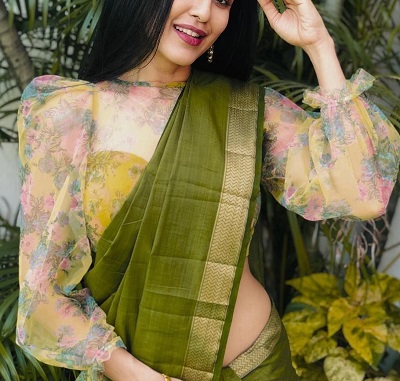 Printed Chiffon saree blouse with bustier pattern