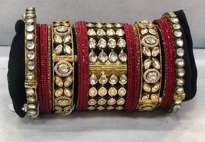 Stylish Kundan Studded Bangle Set For parties