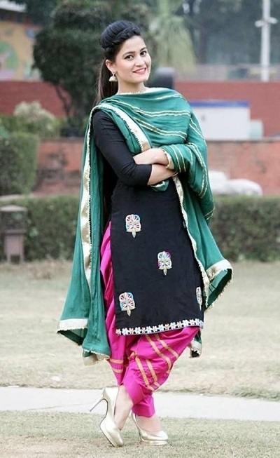 Velvet Punjabi Kurti With Full Patiala Salwar