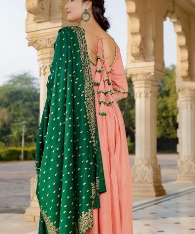 indian ladies suits back neck designs