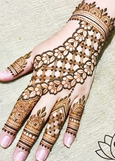 Arabic Stylish Flower And Jewellery Inspired Mehndi Design