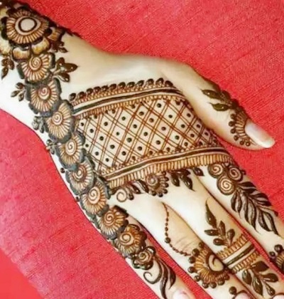 Geometric Patch Floral Arabic Inspired Mehndi