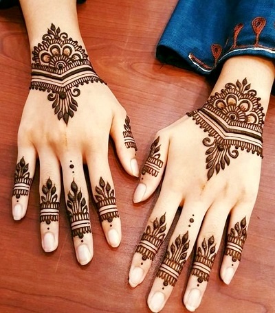 Simple Arabic Mehndi Style For Back Hand