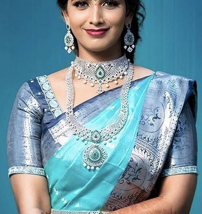 Simple Silk Saree Blouse For Pattu Sarees