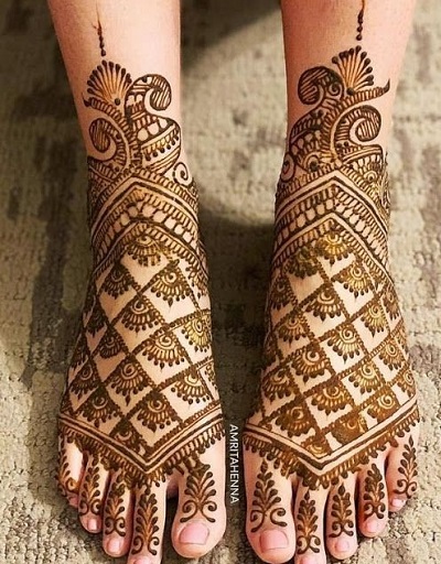 Jewellery Pattern Foot Mehndi For Brides