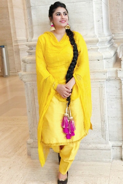 Stylish Punjabi Style Silk Salwar Kameez