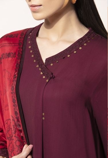 Stylish wrapover kurti neck design idea