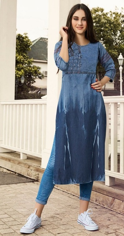 Ladies long kurta hot sale with jeans