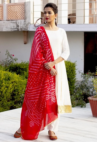 White Anarkali Kurta Palazzo With Red Bandhani Print Dupatta