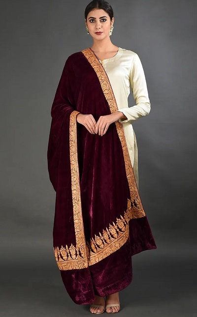 Deep wine velvet Dupatta with golden thread work