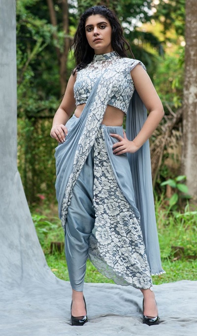 Dhoti style saree draping pattern