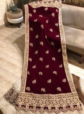 Maroon velvet Dupatta with thread work and embroidery