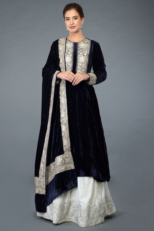 Royal blue simple velvet Dupatta with thread work