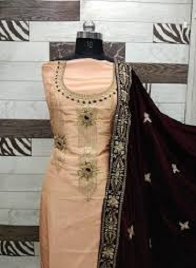 Stylish black Golden velvet Dupatta for ladies