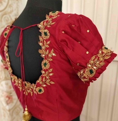 Stylish Saree And Cutwork Party Wear Blouse Design