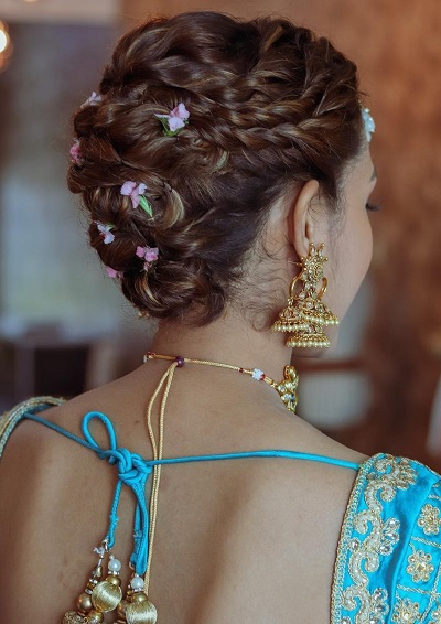 Hairstyle For Lehenga, Popular Lehenga Hairstyle For Marriage & Party