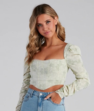 Corset style crop top with full sleeves