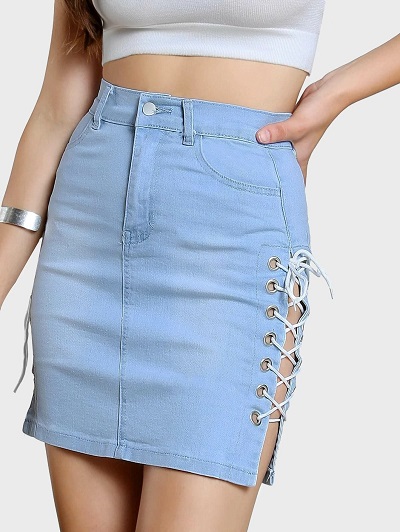 Short Fitted Denim skirt With Side Slit