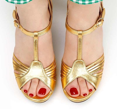 Party Wear Golden Flat Sandal For Women