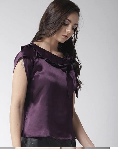 Satin pleated top for parties