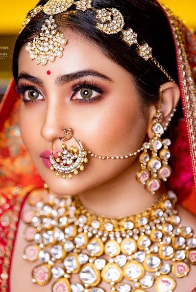 Pearl And Kundan Studded Bridal Nose Pin