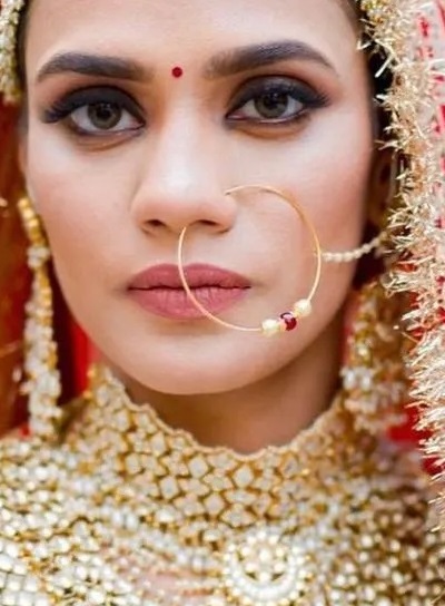 Pearl And Red Bead Classy Simple Bridal Nose Pin