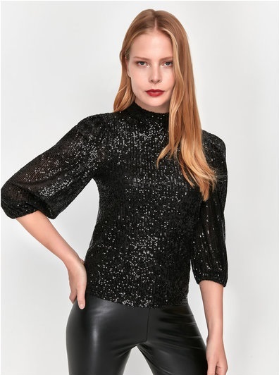 Latest 25 Black Tops for Women (2022) - Tips and Beauty