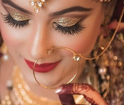 Simple Single Stone Studded Bridal Nose Pin Design