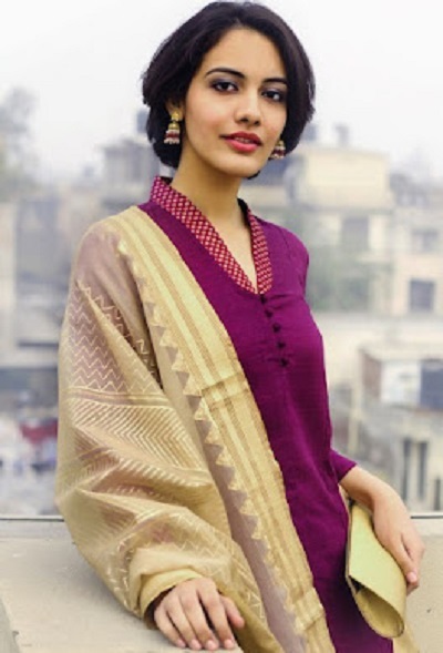 Stylish Shrug Inspired Kurti Neck