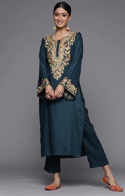 Blue Pakistani Style Woolen Kurti