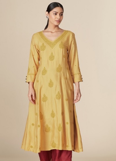 Embroidered V Neck Cotton Silk Kurta