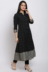 Top 30 Latest Plain Black Kurti Designs for Women (2023) - Tips and Beauty