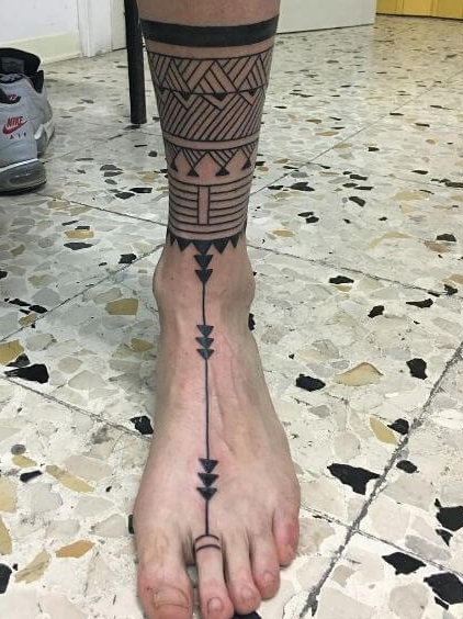 Band Style Leg Tattoo For Men