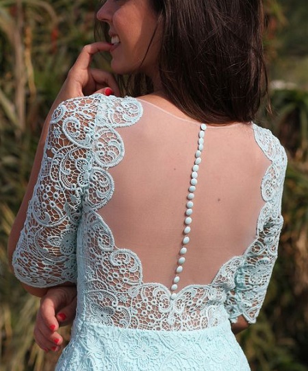 Lace deep backless style kurti back