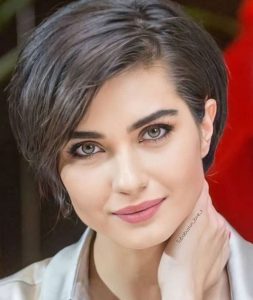 Latest 40 Short Bob Hairstyles for Women To Look Chic (2023) - Tips and ...