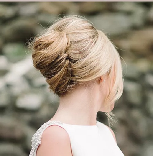 Classy French Roll Bun For Brides