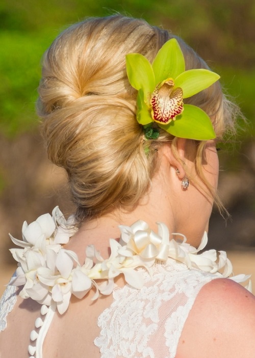 Clean Bun With Flowers