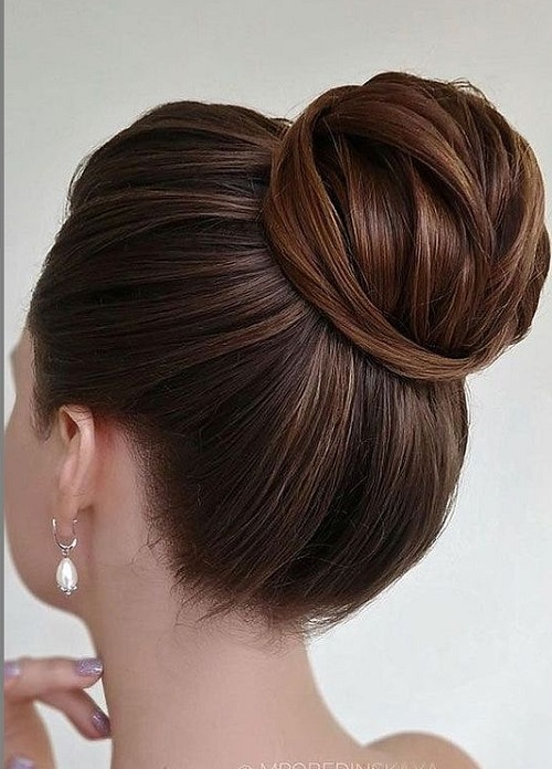 Clean Top Knot Style Hair