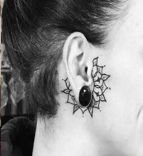 Ear Cuff Style Jewelery Tattoo