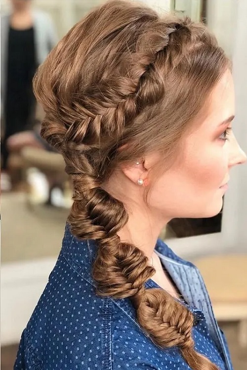 Knotted Side Bridal Hairstyle
