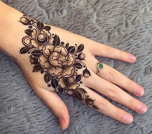 Rich Dark Tattoo Mehndi