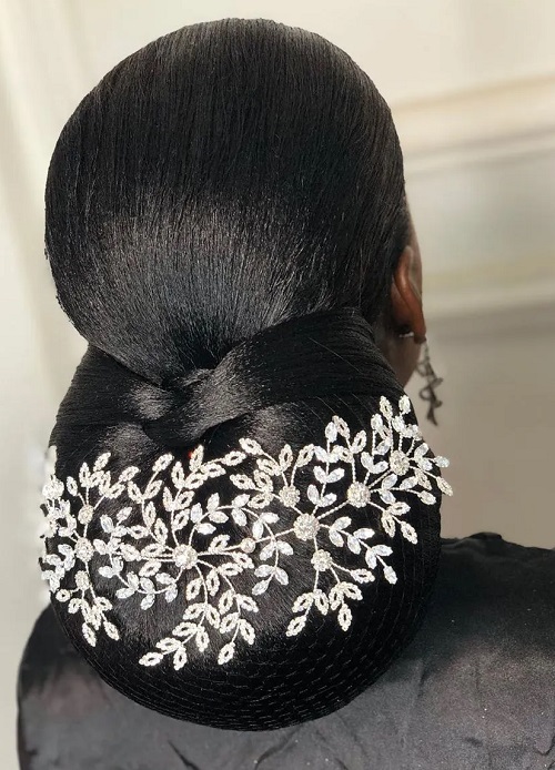 Sleek Netted Bun For Black Wedding