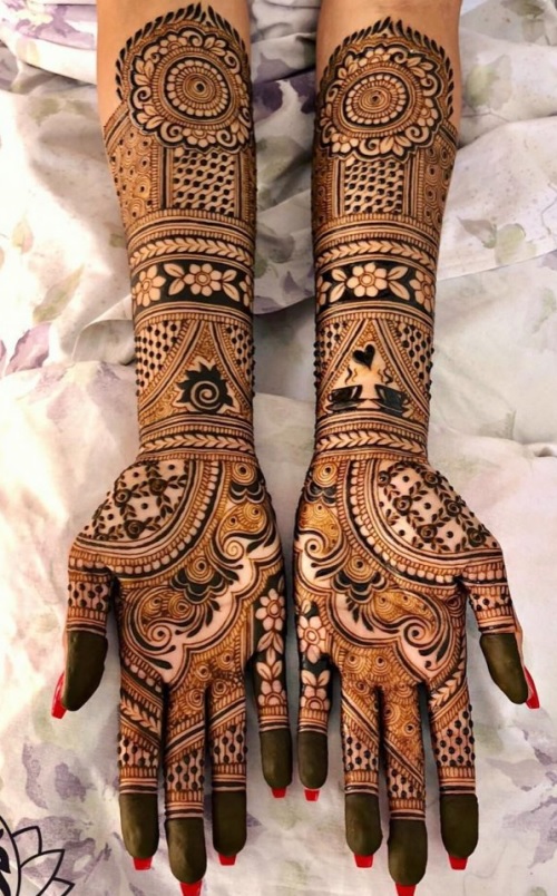 Back Deep Dark Intricate Design Mehndi