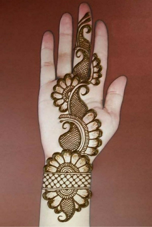 Single Line Front Mehndi Design